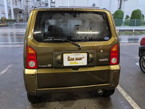 Daihatsu Naked