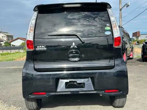 Mitsubishi eK Custom