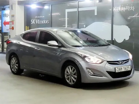 Hyundai Elantra (Avante)