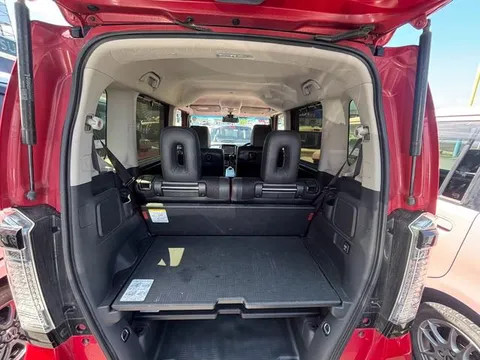 Honda N-BOX Plus Custom