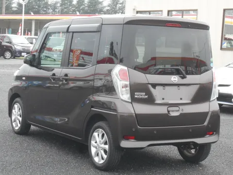 Nissan Dayz Roox