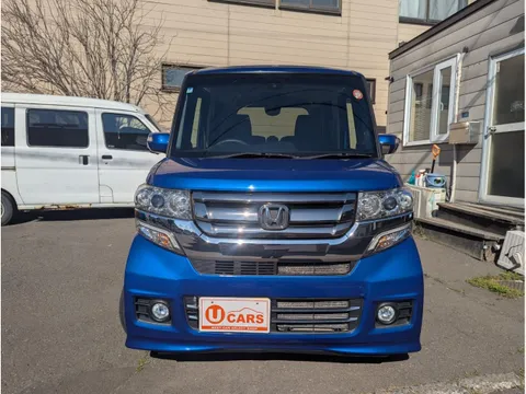 Honda N-BOX Custom