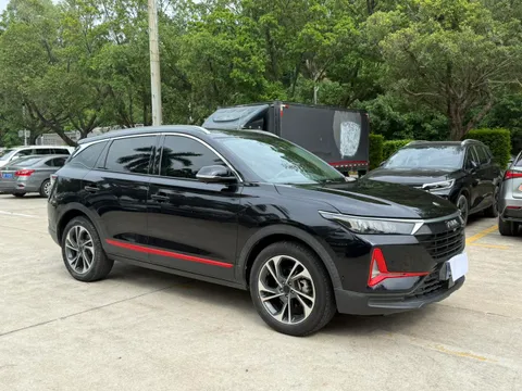 Dongfeng AX7