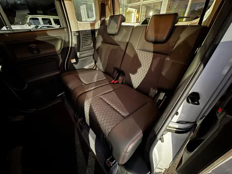 Suzuki Spacia Custom