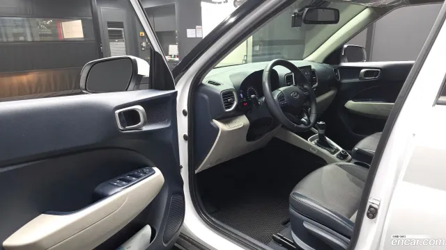 Hyundai Venue