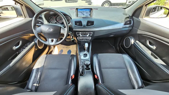 Renault SM3