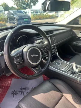 Jaguar XFL