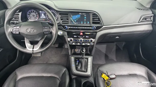 Hyundai Elantra (Avante)