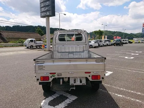 Nissan Clipper Truck
