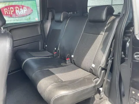 Honda Freed Spike