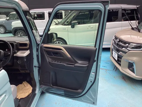 Suzuki Spacia
