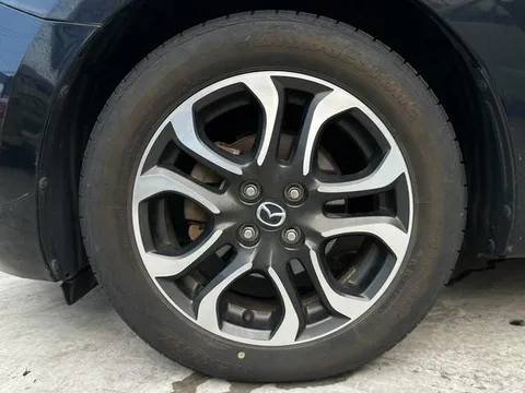 Mazda Mazda2 (Demio)