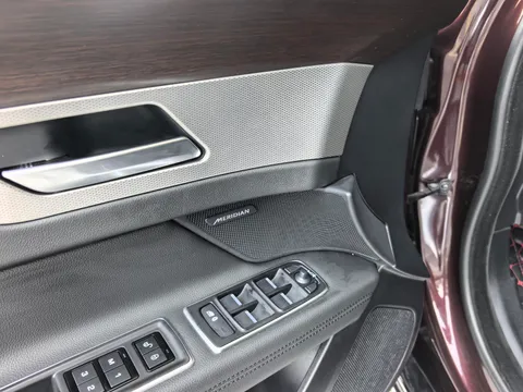 Jaguar XFL