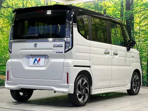 Suzuki Spacia Custom