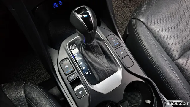 Hyundai Grand Santa Fe (Maxcruz)