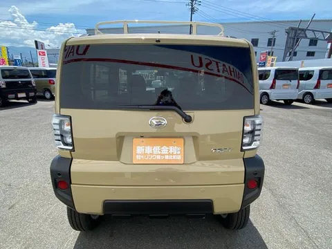 Daihatsu Taft