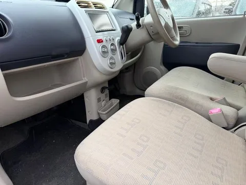 Nissan Otti