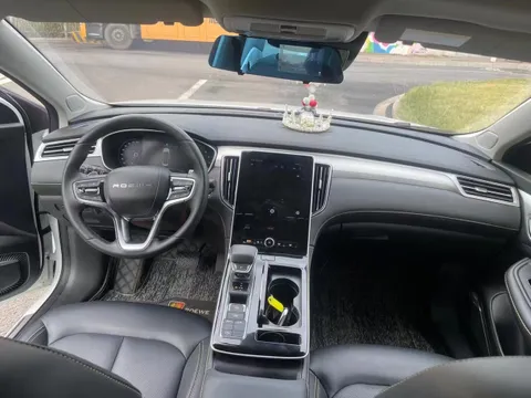 Roewe i6