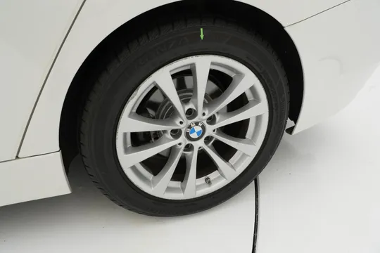BMW BMW