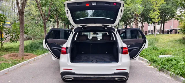 Mercedes-Benz Mercedes-Benz GLC