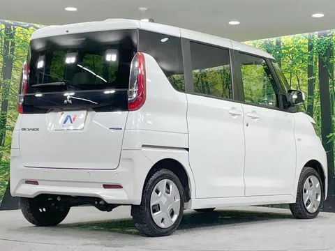 Mitsubishi eK Space