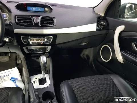 Renault SM3