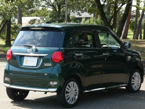 Daihatsu Cast