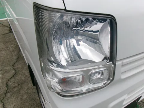 Mitsubishi Minicab Van