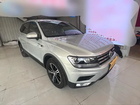 Volkswagen Tiguan L