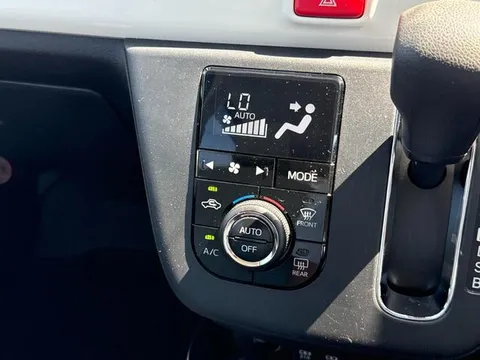 Daihatsu Mira Tocot