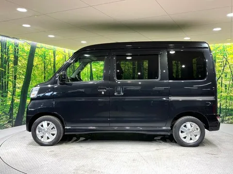 Daihatsu Atrai Wagon