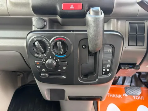 Nissan Clipper