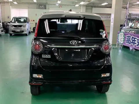 Toyota Pixis Joy
