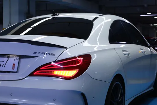 Mercedes-Benz Mercedes-Benz CLA