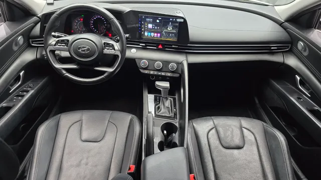 Hyundai Elantra (Avante)