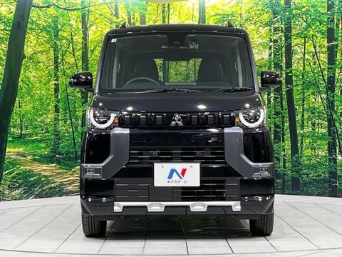 Mitsubishi Delica Mini