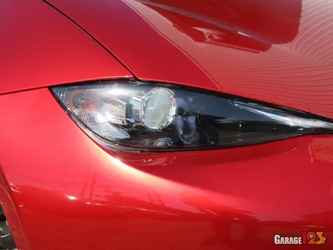 Mazda MX-5 (Roadster)