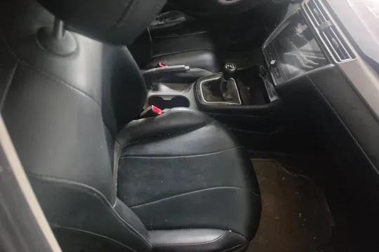 Roewe i5