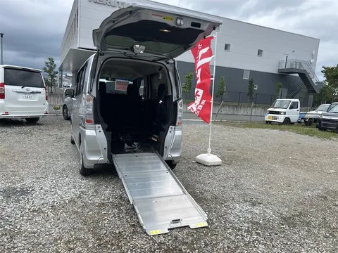 Honda N-BOX Plus