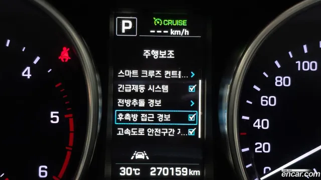 Hyundai Grand Santa Fe (Maxcruz)