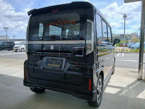 Suzuki Spacia