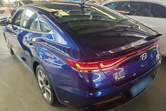 Hyundai Lafesta