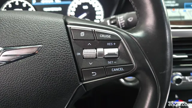 Genesis G90 (EQ900)