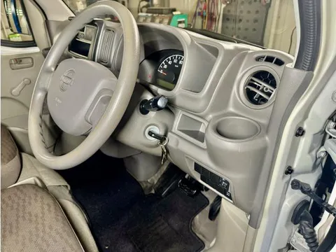 Nissan Clipper