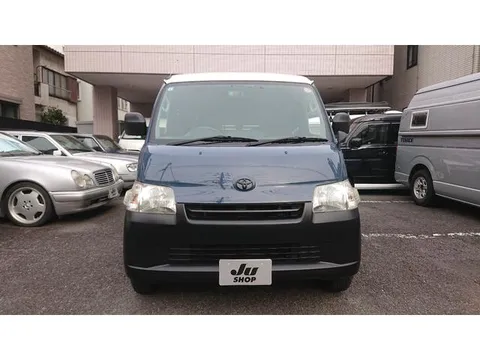 Toyota TownAce Van