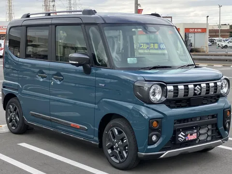 Suzuki Spacia Gear
