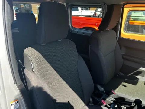 Suzuki Jimny Sierra