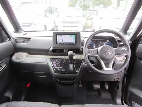 Mitsubishi Delica Mini