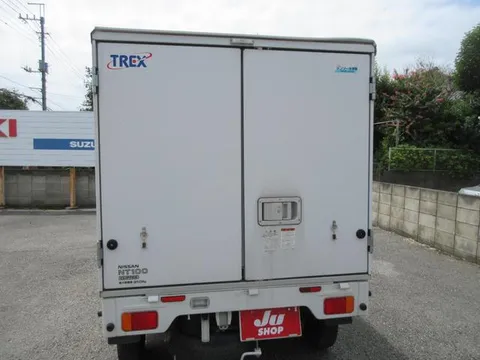Nissan Clipper Truck