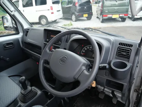 Nissan Clipper Truck